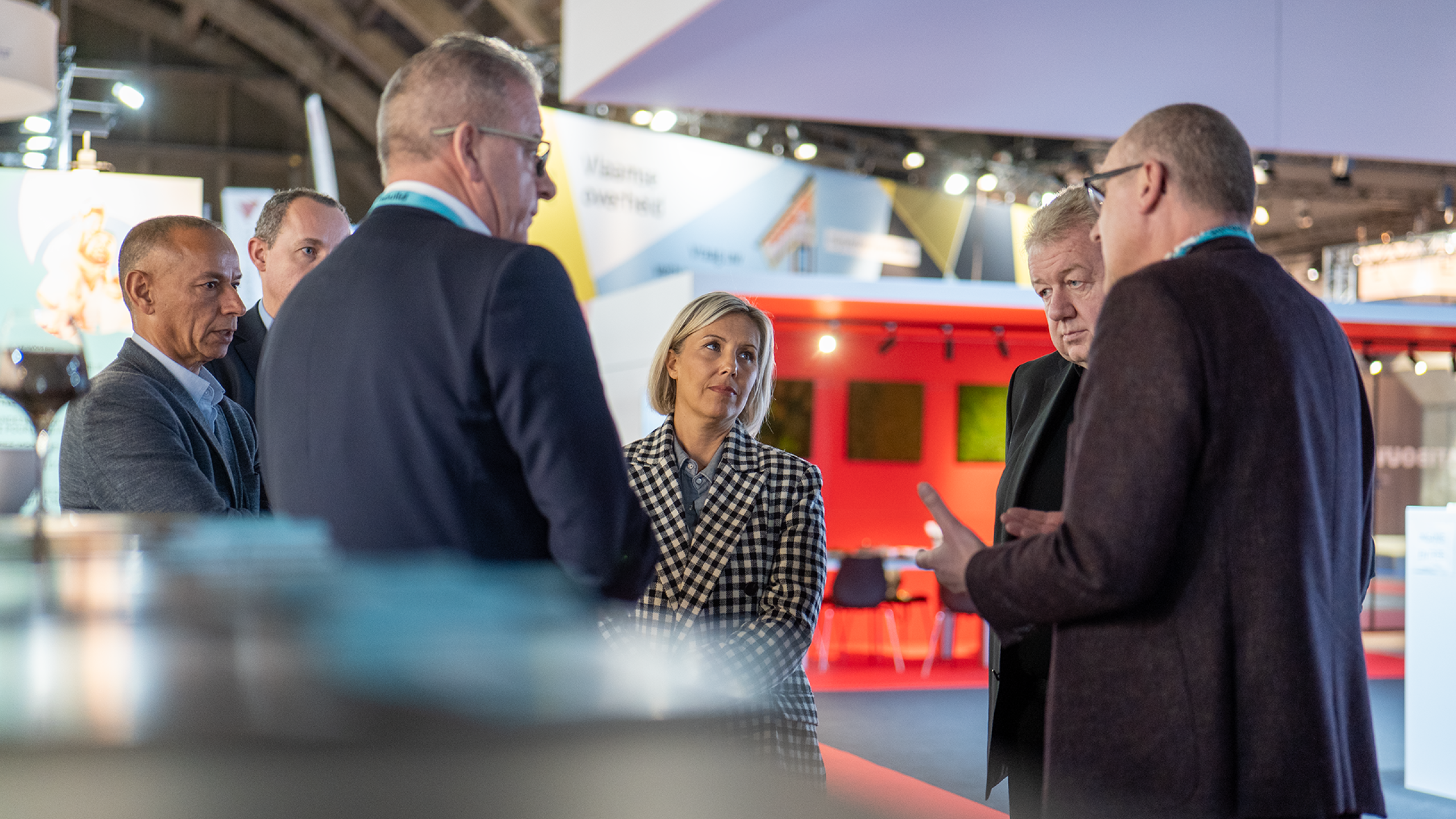 Minister Ludivine Dedonder op stand Build Your Home.